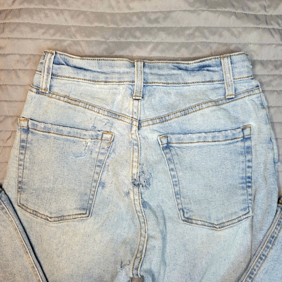 Women's Wild Fable, High Rise, Distressed, Light Wash Denim Pants, Size … - Picture 14 of 16